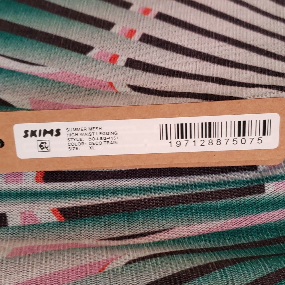 SKIMS Art Deco Train Summer Mesh leggings pants XL NWT - Picture 3 of 8